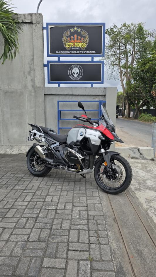 Ready Stock Brand New BMW R1300 GS Adv 2025